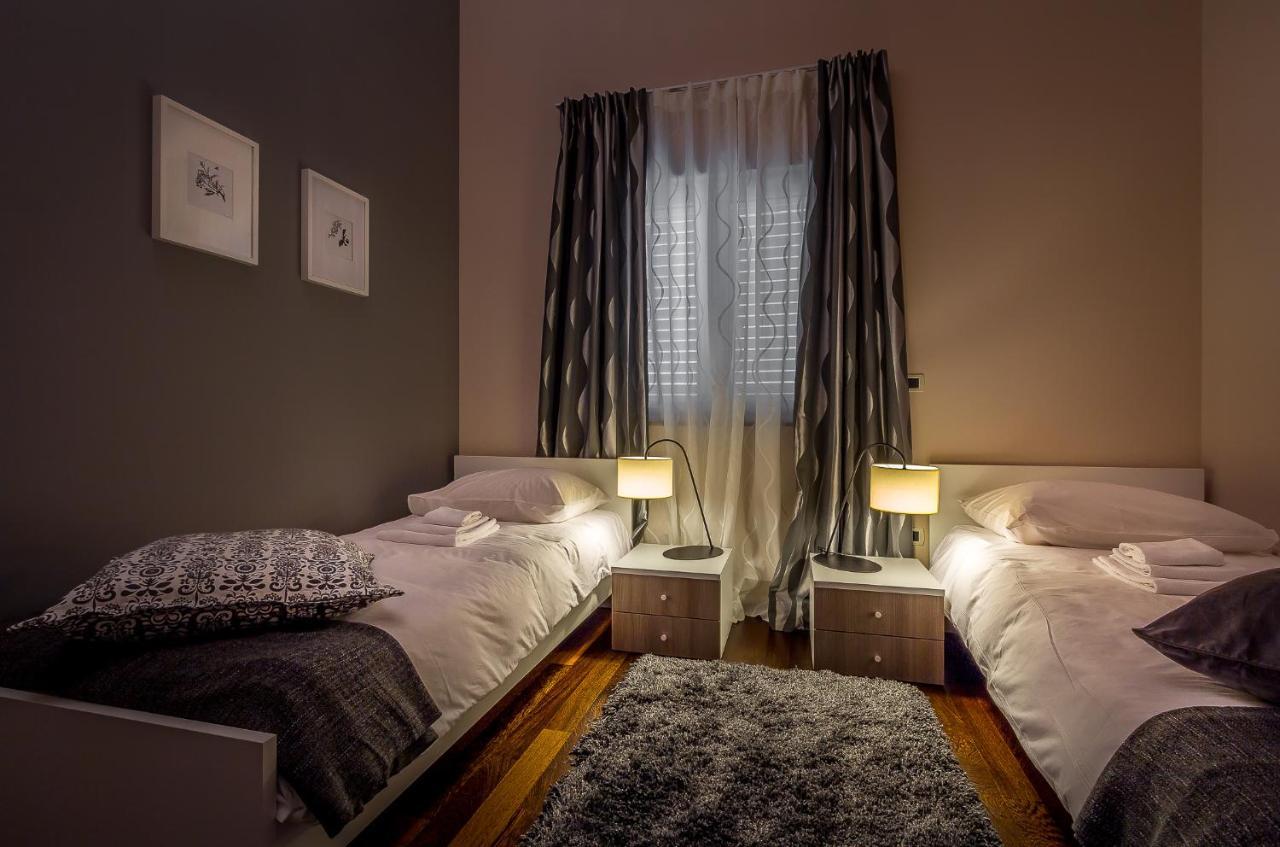 Apartment Maris ロヴィニ エクステリア 写真