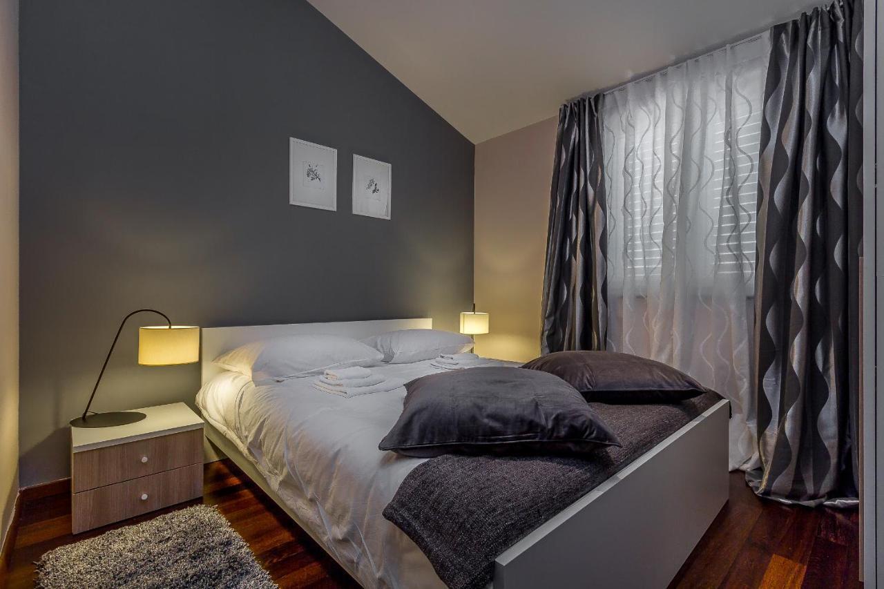 Apartment Maris ロヴィニ エクステリア 写真
