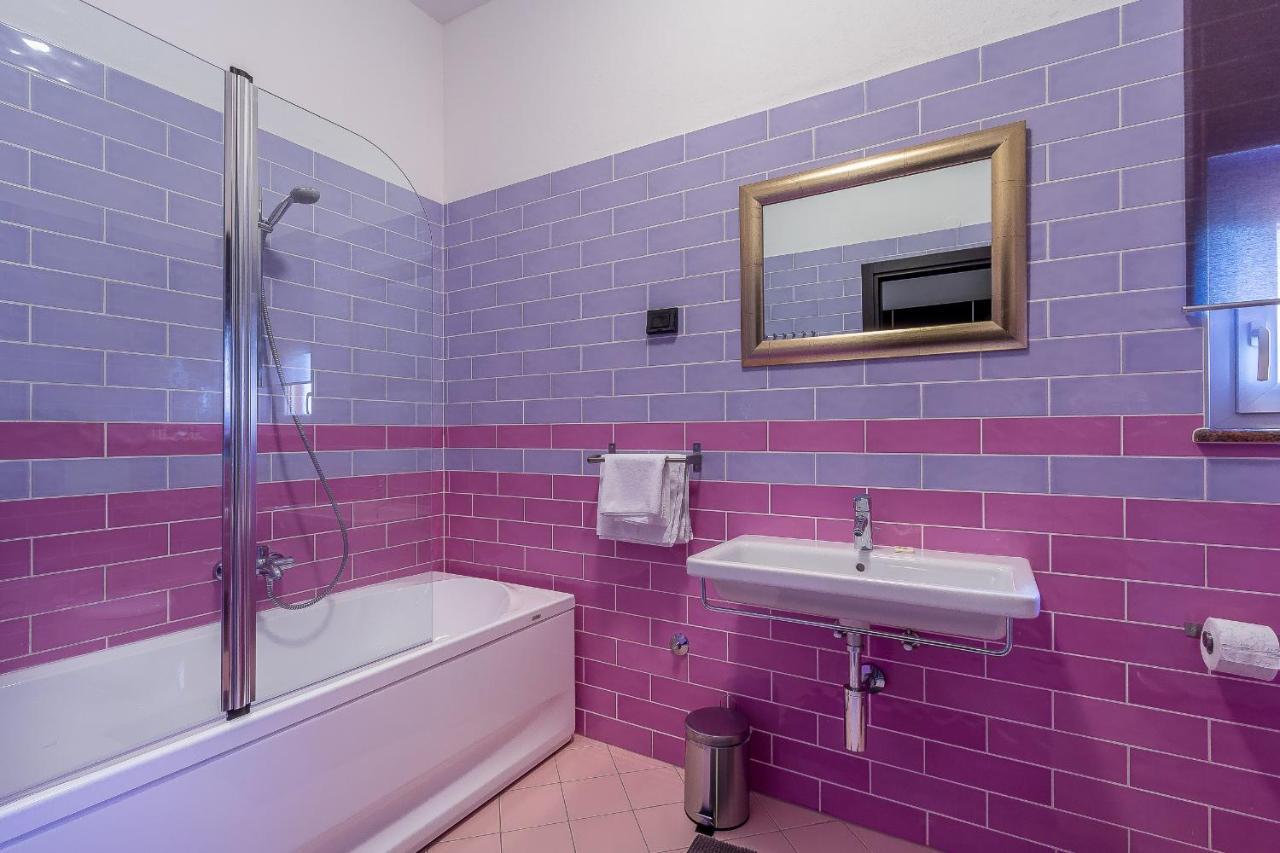 Apartment Maris ロヴィニ エクステリア 写真